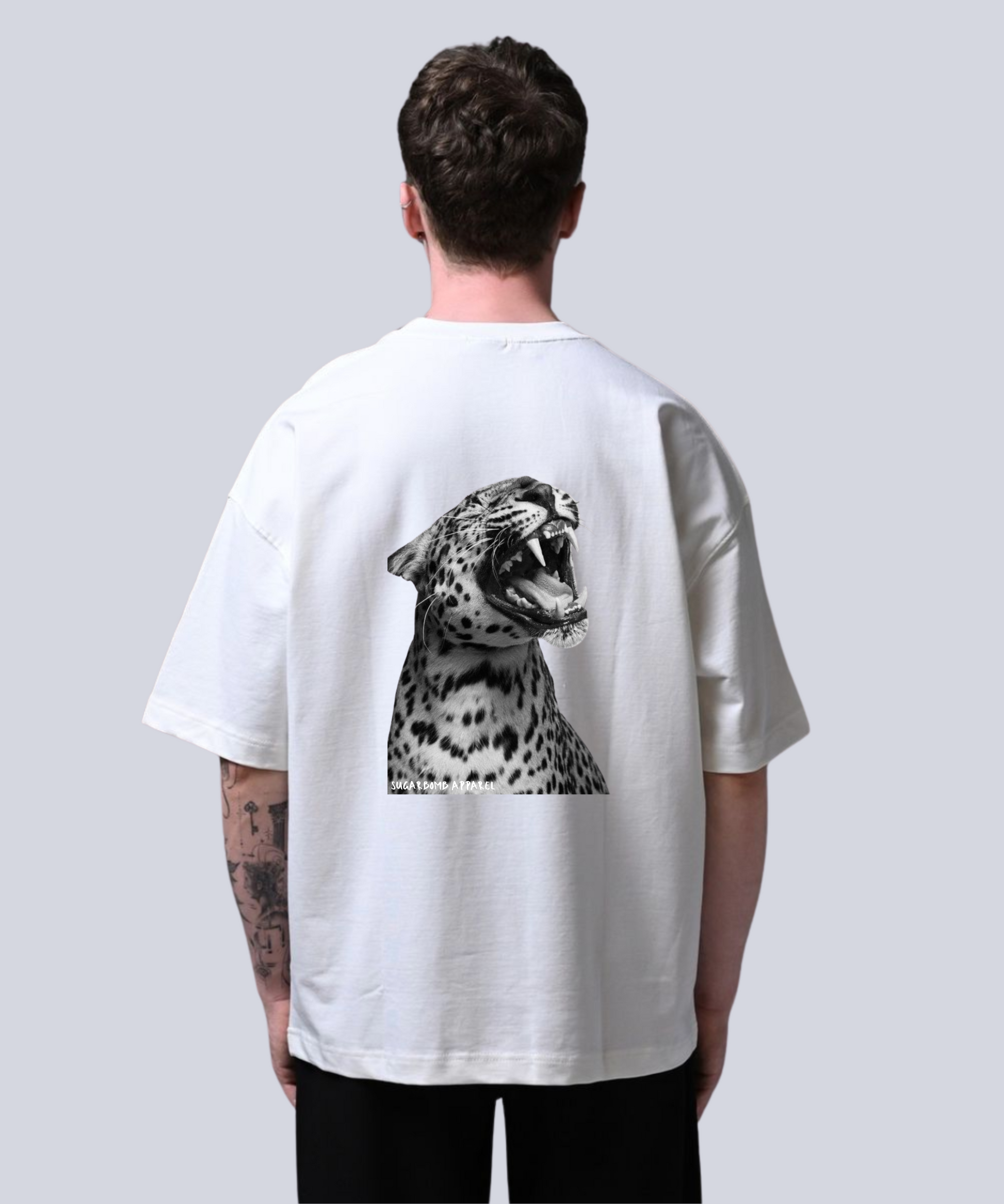 "Leopard B&W" T-Shirt