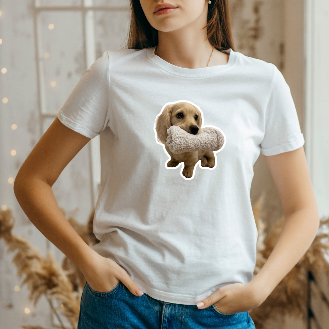 T-shirt with customized dog print